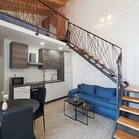 Apartman Gallery Freya ซาดาร์ ภายนอก รูปภาพ