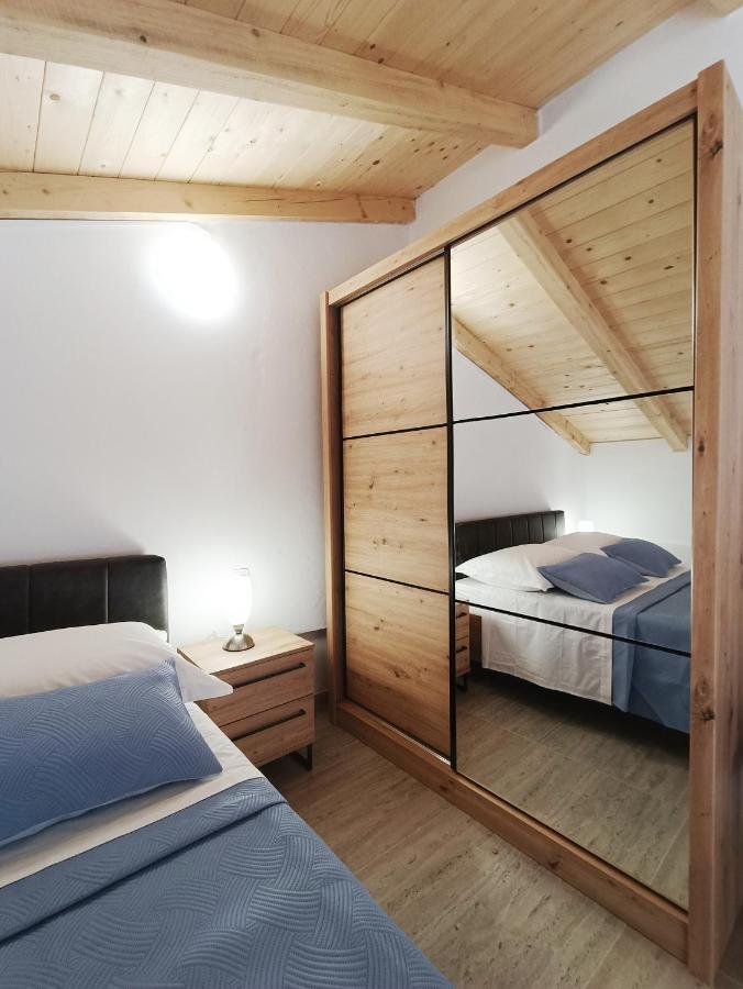 Apartman Gallery Freya ซาดาร์ ภายนอก รูปภาพ